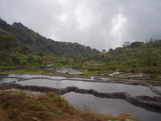 Danau Kelimutu saat fajar